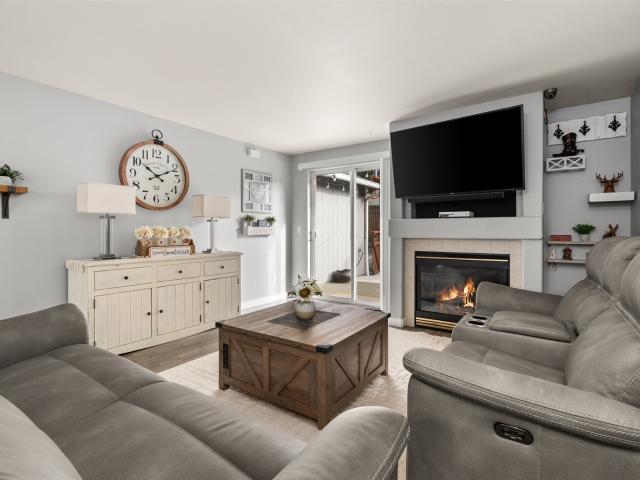House for sale in Rivergrove, Sumner