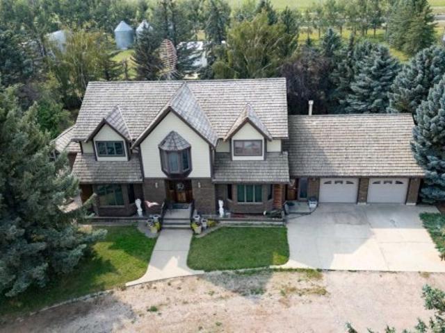 House for sale in Alberta