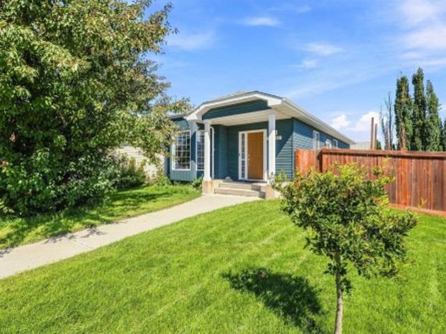 House for sale in Wedgewood, Alberta
