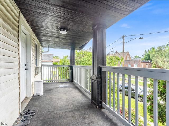House for sale in Detroit - Shoreway, Cleveland