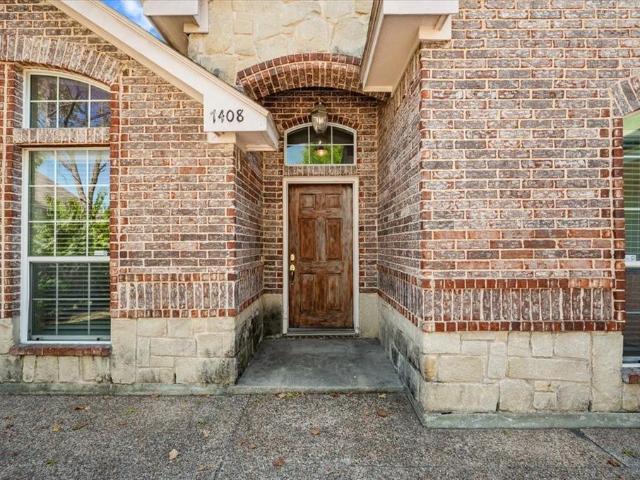 House for sale in Benbrook, Texas