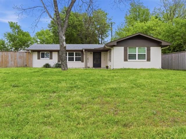 House for sale in Hunt, Texas