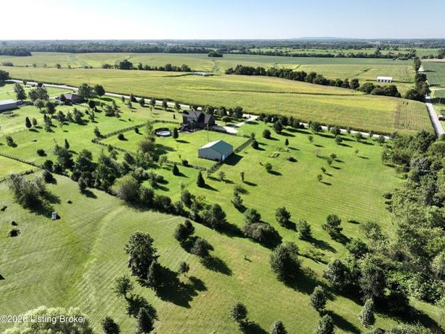 House for sale in Pleasureville, Henry County
