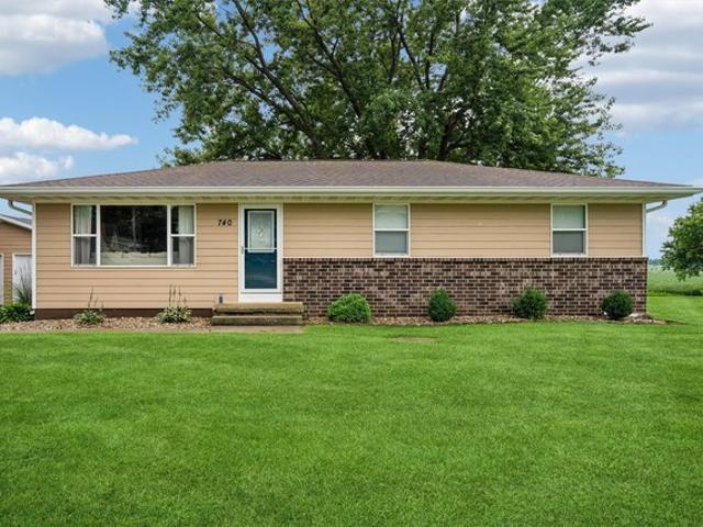 House for sale in Dexter, Iowa