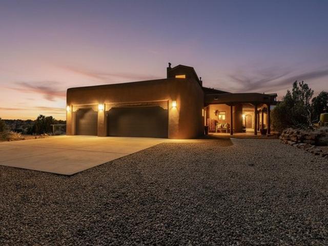 House for sale in Jemez Pueblo, New Mexico