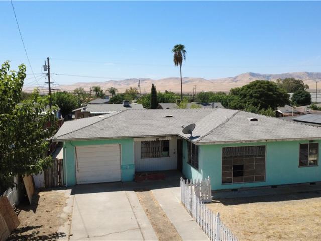 House for sale in Avenal, Kings County