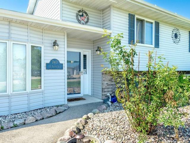 House for sale in Omro, Wisconsin