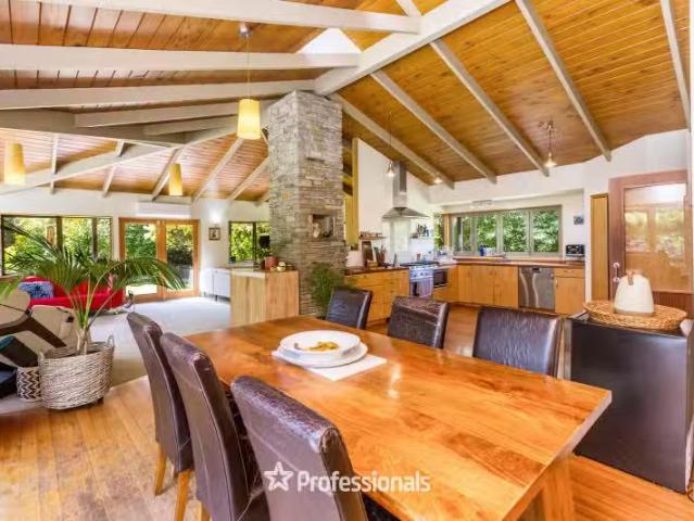 House for sale in Pauatahanui, Wellington