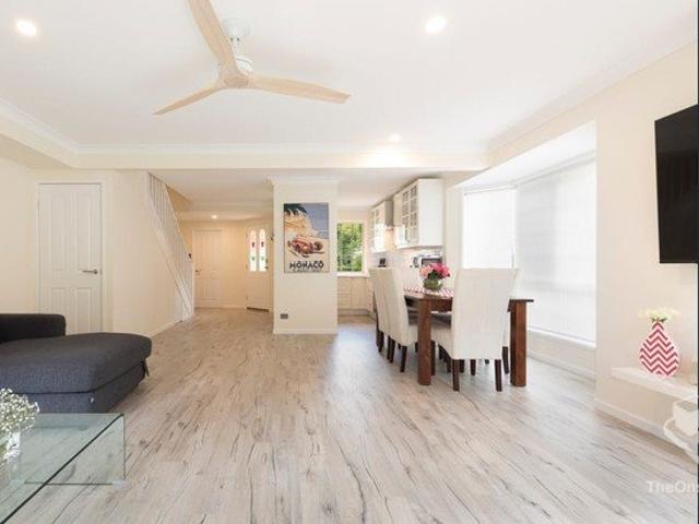 Townhouse for rent in Toombul, Queensland