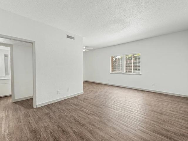 Farm for sale in Richardson, Dallas County
