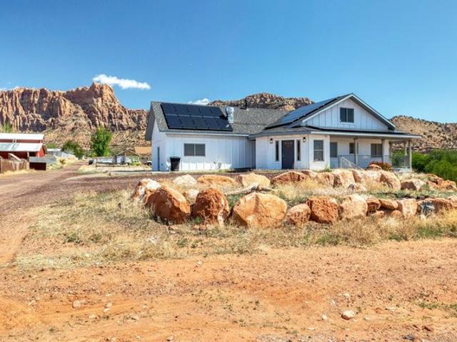 House for sale in Hildale, Utah