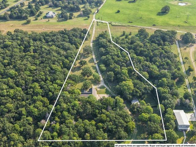 House for sale in Navarro, Texas