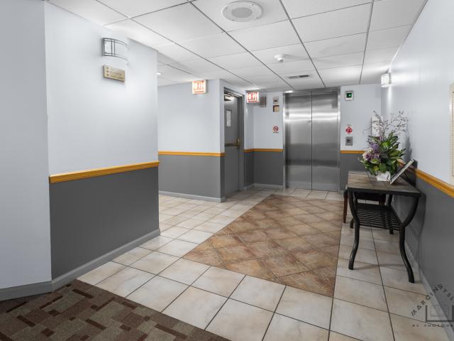 Condo for sale in Harwood Heights, Illinois