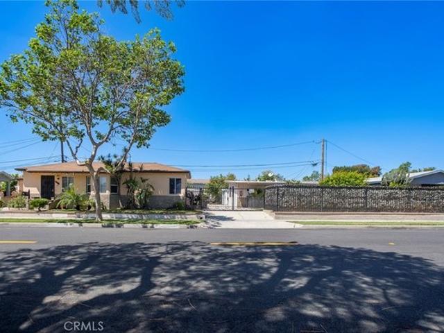 House for sale in Bell Gardens, California