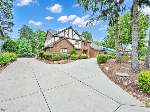 House for sale in Brecksville, Cuyahoga County