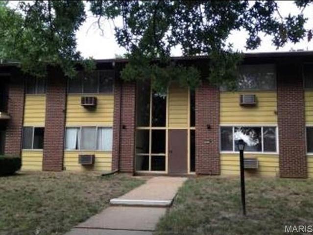 Condo for sale in Hazelwood, Missouri
