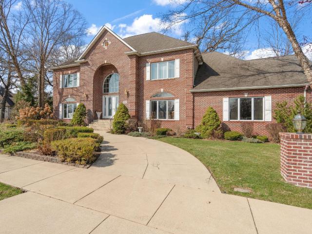 House for sale in Schererville, Indiana