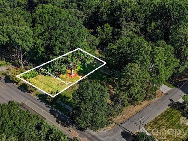 Land for sale in Mecklenburg, North Carolina