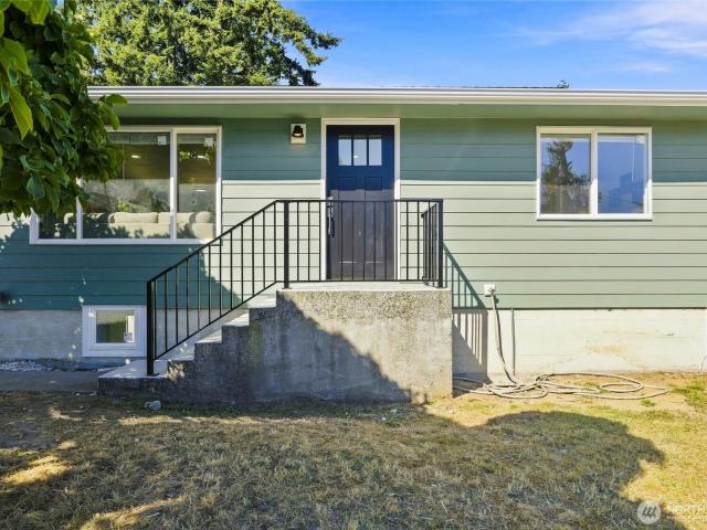 House for sale in Pinehurst, Everett