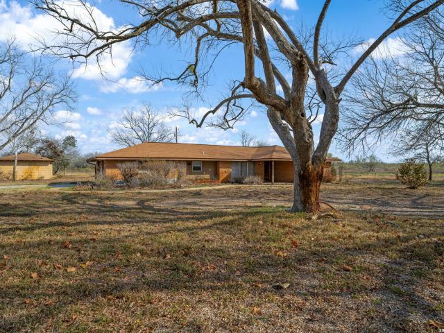 House for sale in Leming, Texas