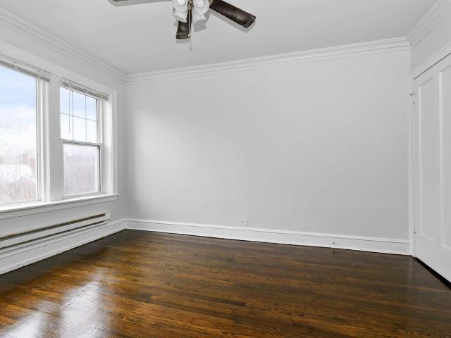Apartment for rent in Chicago Park, Illinois