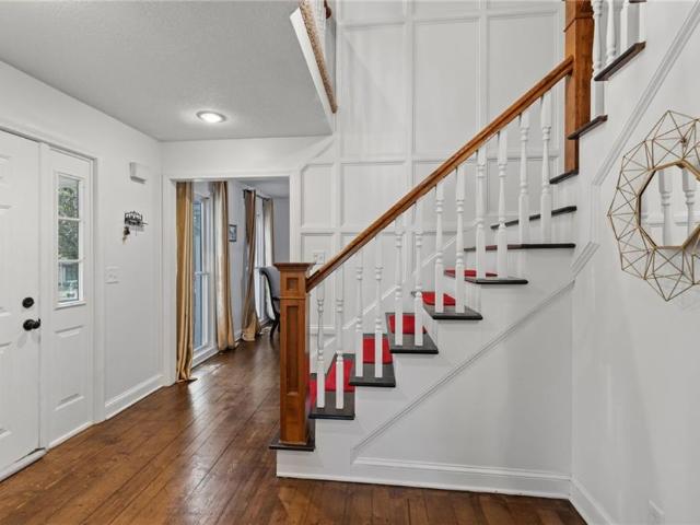 House for sale in Gladstone, Clay County