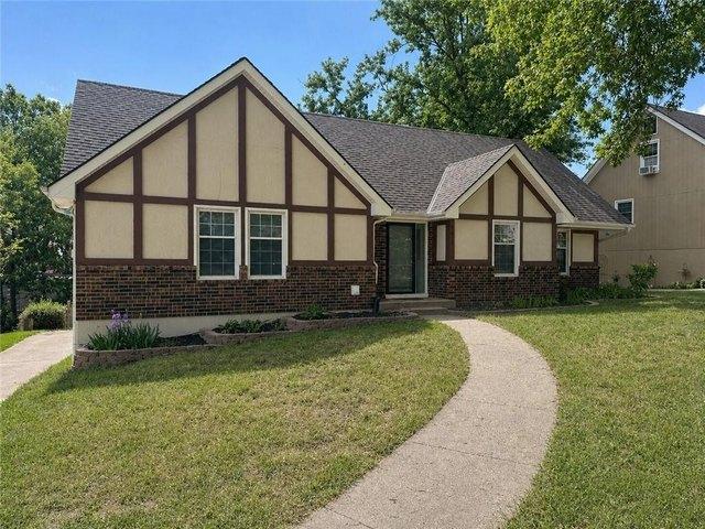 House for sale in Gladstone, Missouri
