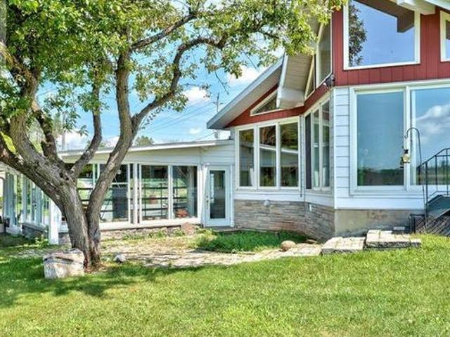 House for sale in Renfrew, Ontario