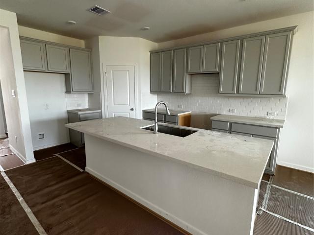 House for sale in Thompsons, Texas