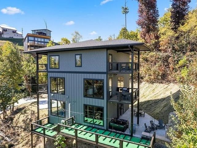 House for sale in Gatlinburg, East Tennessee