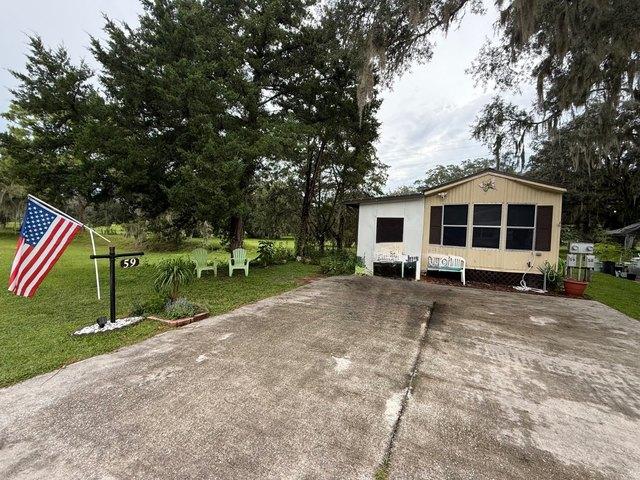 House for sale in Lake Panasoffkee, Florida