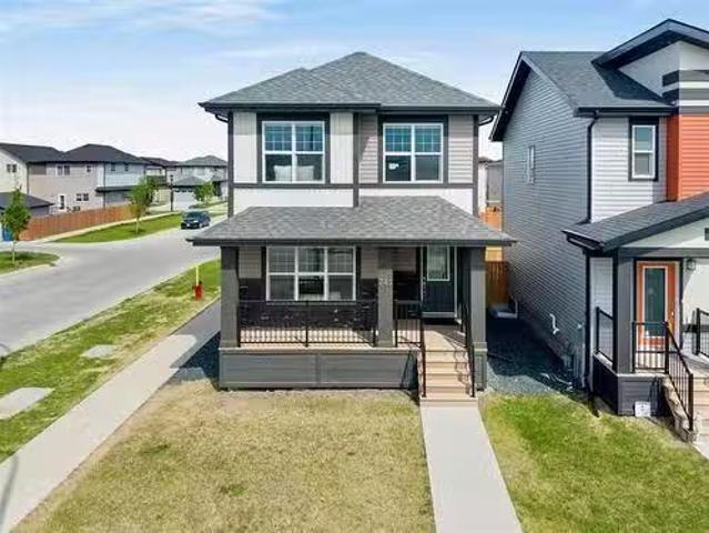 House for sale in East St. Paul, Manitoba