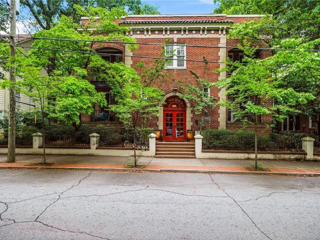 Condo for sale in Atlanta, Georgia
