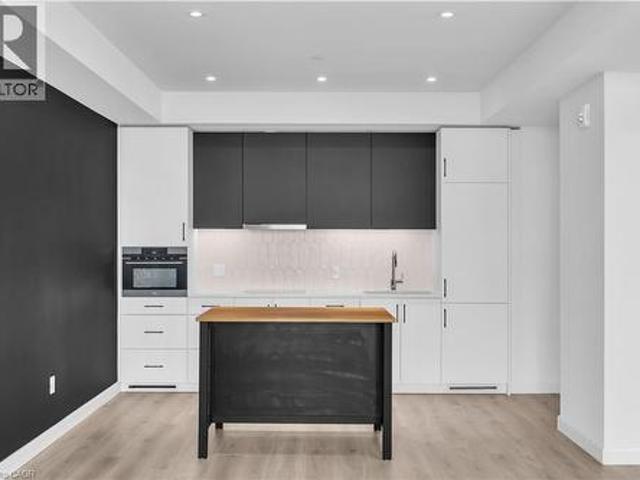 Condo for sale in Kitchener, Ontario