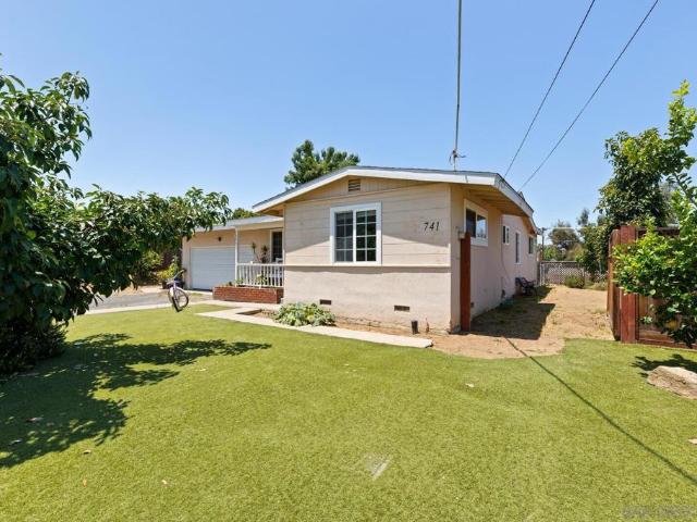 House for sale in Fallbrook, California