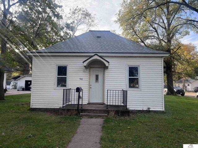 House for sale in Crete, Saline County