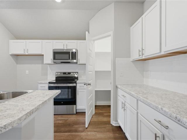 House for sale in Gardner, Johnson County