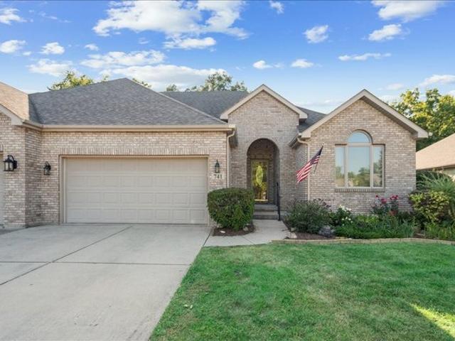 Townhouse for sale in Shorewood, Illinois