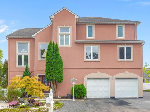 House for sale in Lanoka Harbor, New Jersey