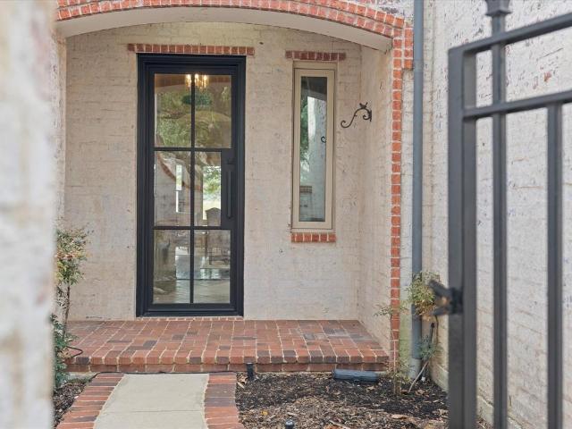 Townhouse for sale in Denton, Texas