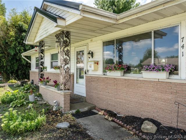 House for sale in Scottsburg, Indiana