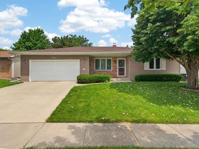House for sale in Waterloo, Iowa