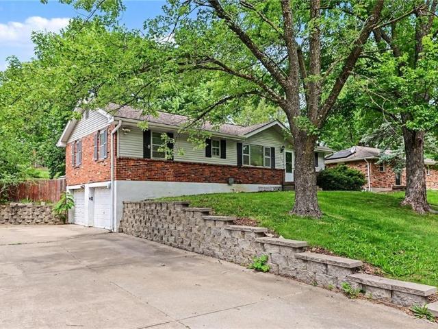 House for sale in Gladstone, Missouri
