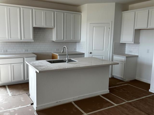 House for sale in Thompsons, Texas