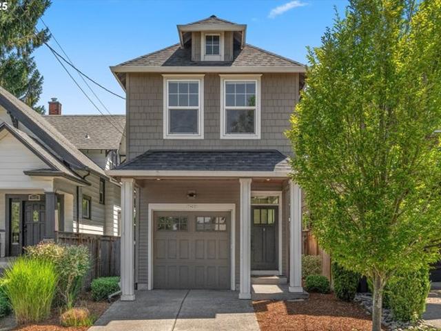 House for sale in Oregonia