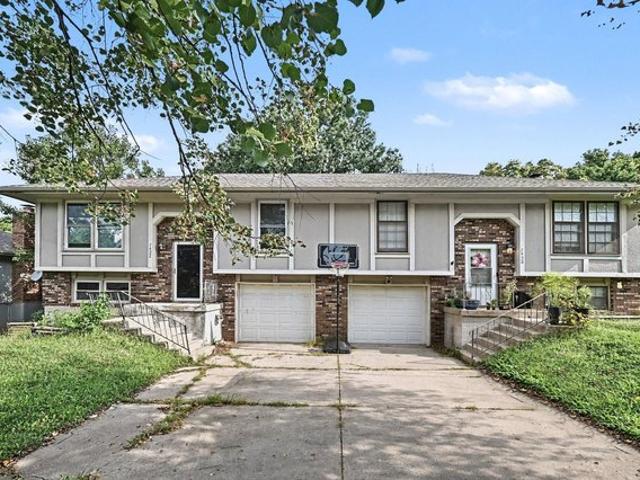 Townhouse for sale in Kansas City, Missouri
