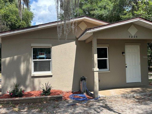 House for sale in Hawthorne, Florida