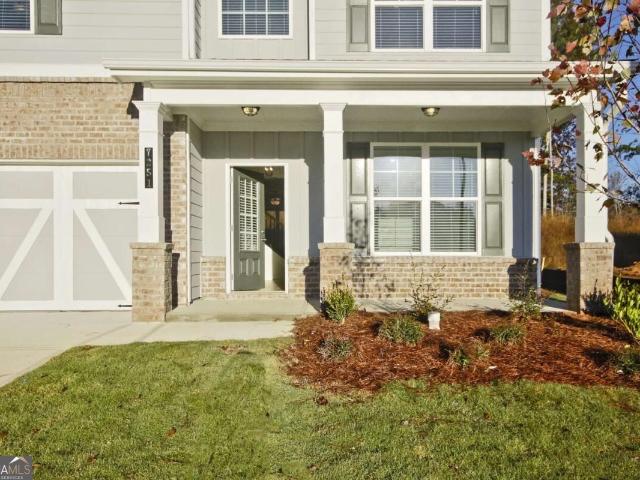 House for sale in Flowery Branch, Georgia