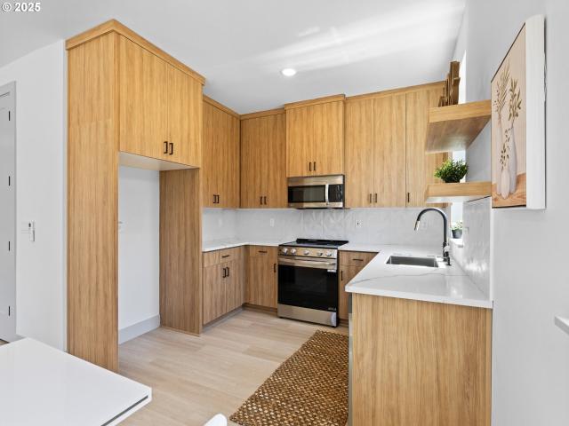 Townhouse for sale in Portland
