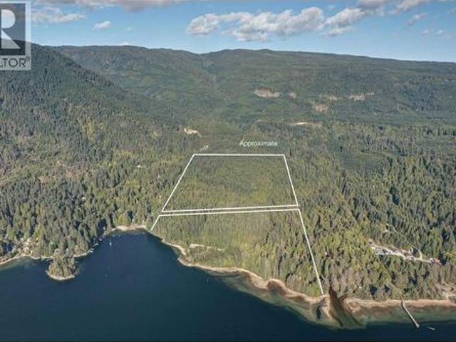 Land for sale in Sechelt, British Columbia